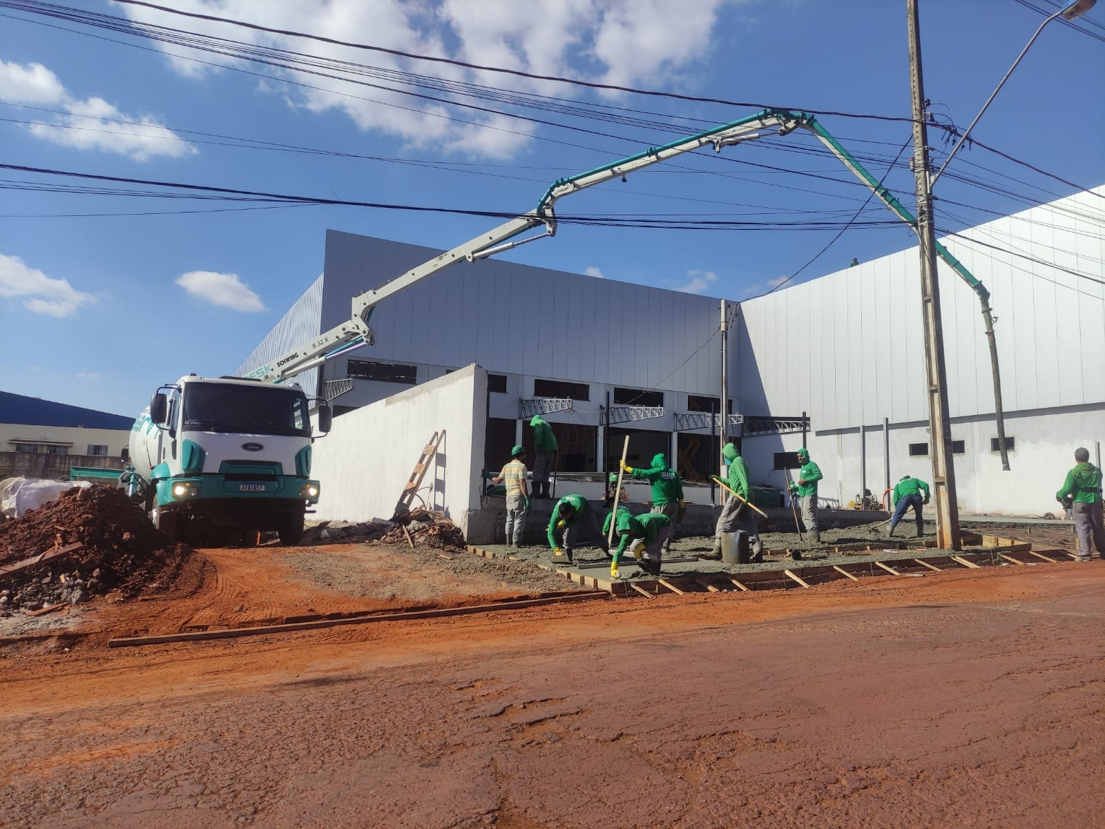 Barracão industrial construído pela Lajeresk em Maringá