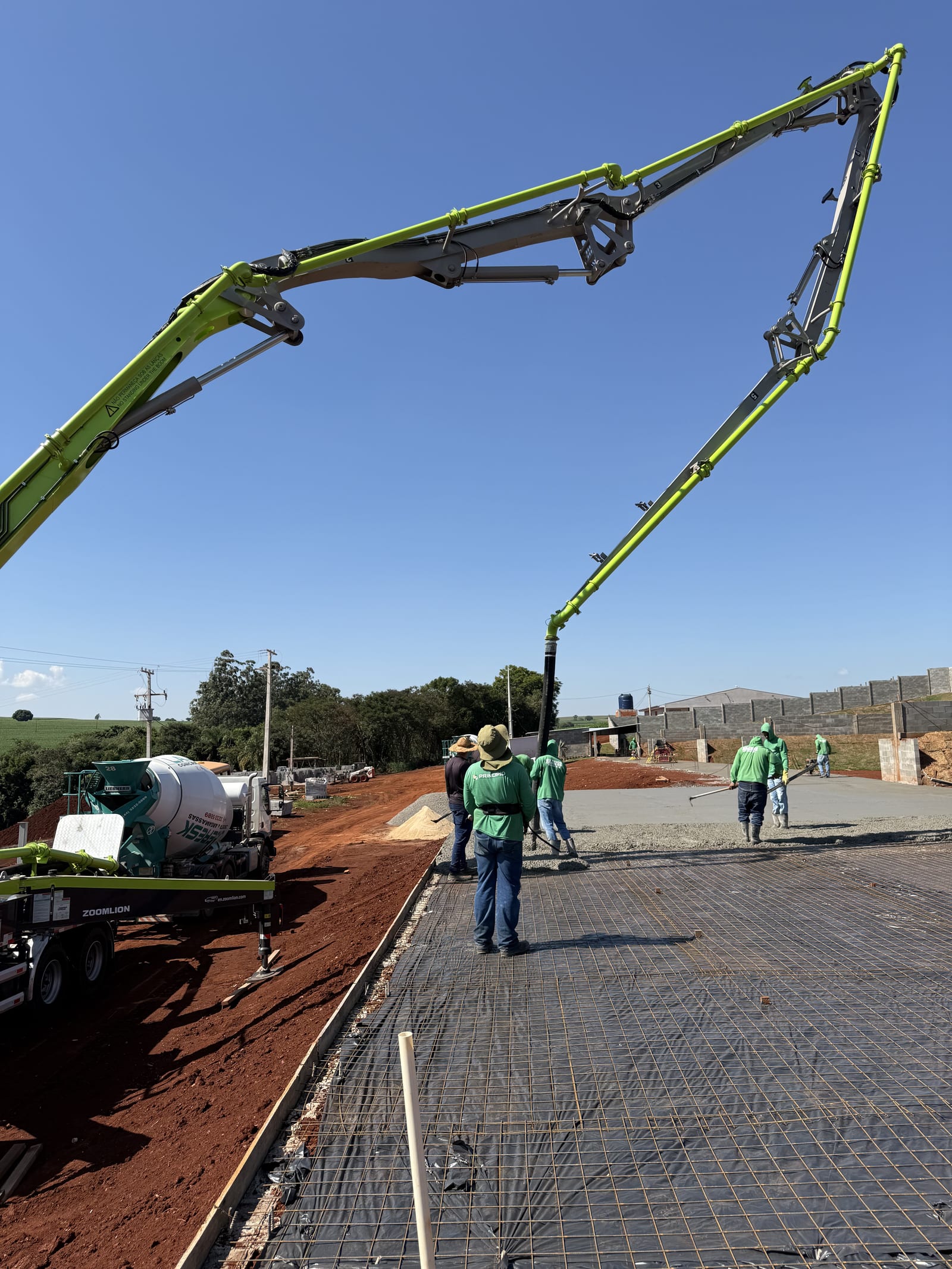 Concreto polido de alto desempenho aplicado pela Lajeresk