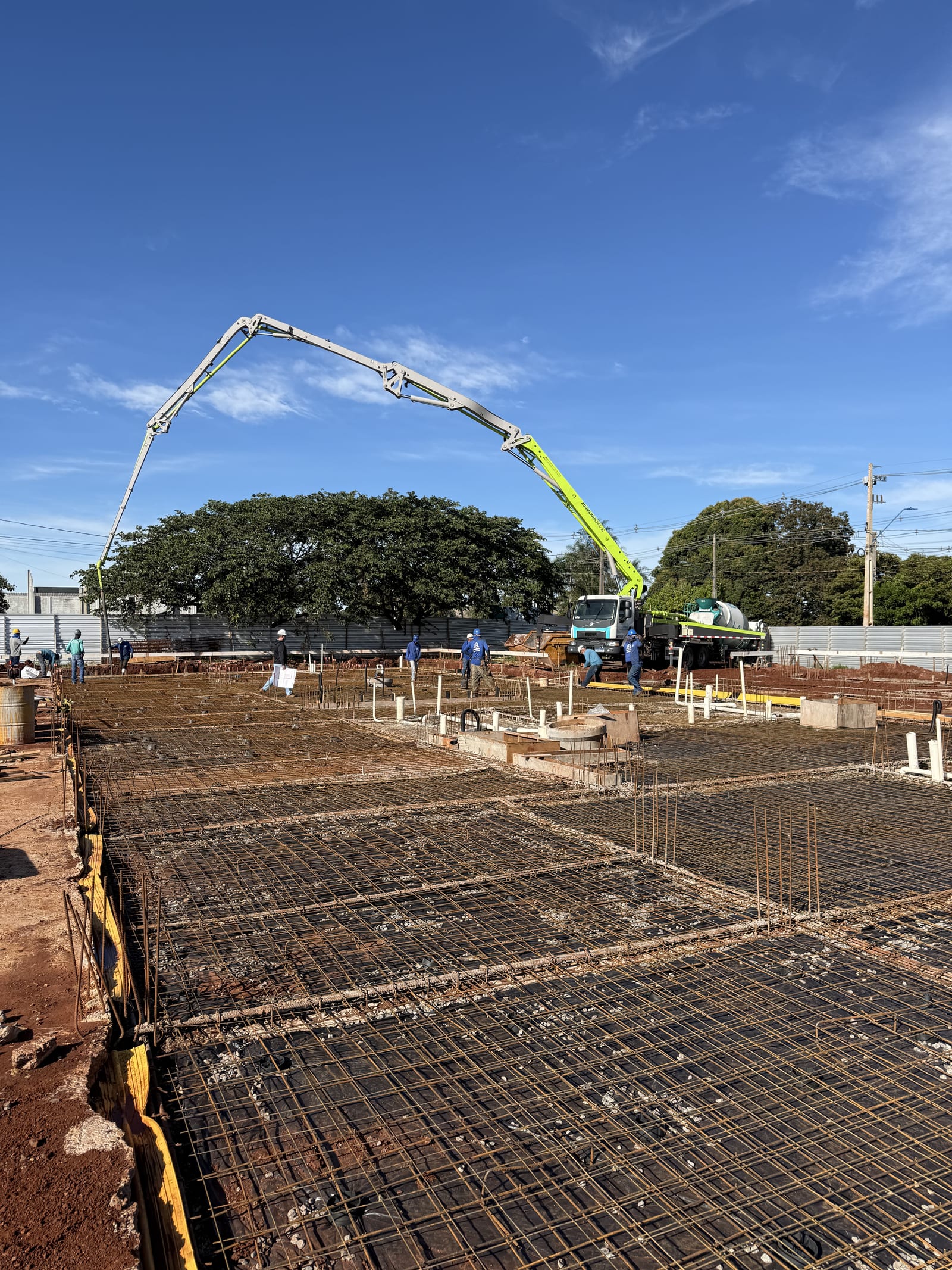 Área industrial com piso de concreto polido — Lajeresk Maringá-PR