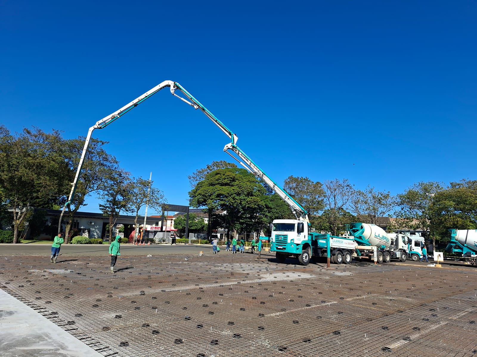 Pavimento de concreto polido executado pela construtora Lajeresk